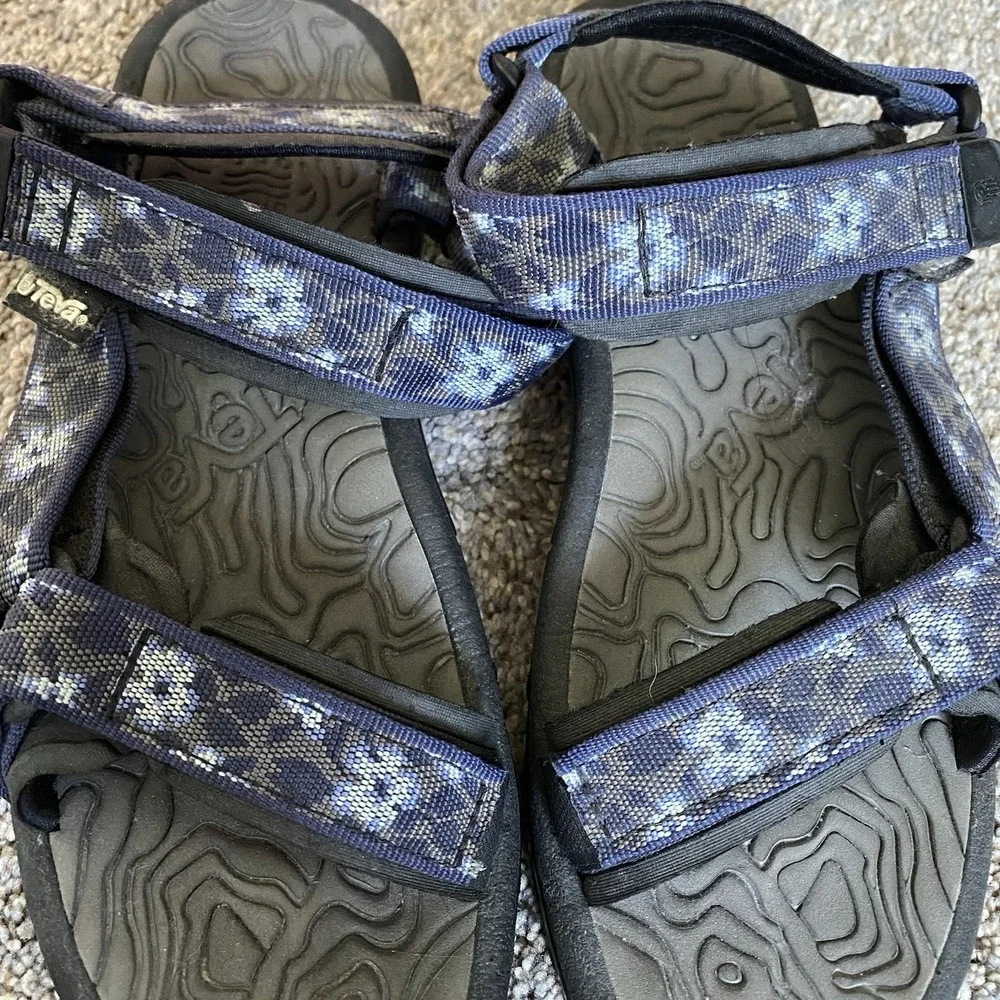 Teva Hurricane Hiking Sandals Men EU 9 EU 41 Blue Strappy Outdoor Shoes